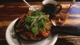 １日分の野菜カレー+完全食セット、CAMP