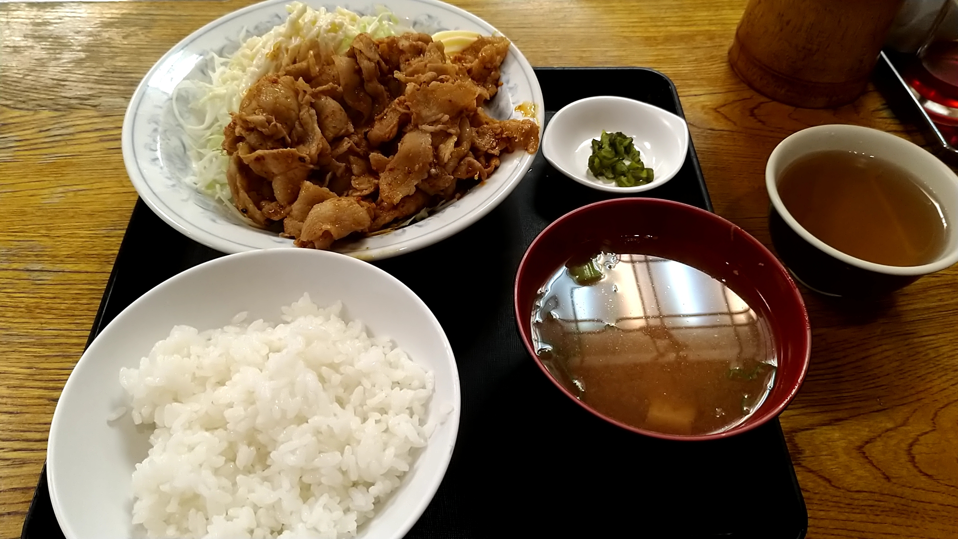 ニクシチ、志野