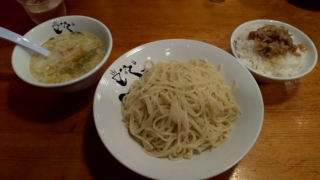 鳥白湯つけ麺+肉みそご飯、ぶらり