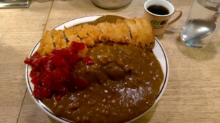 カツカレー、ぺろり