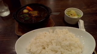 濃厚牛すじ野菜カレー、ホットスプーン