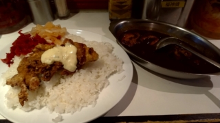 カシミールカレー＋竜田揚げ、カレー屋ジョニー