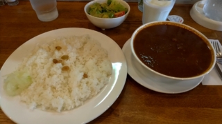 マトンカレー、カーナピーナ