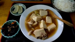 肉豆腐定食、阿部食堂