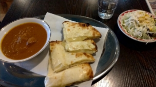 マトンカレー+チーズナン、ナマステ