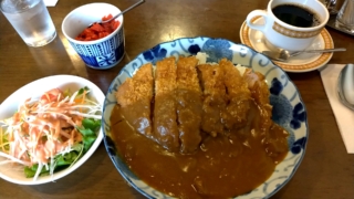 カツカレー、ウエスト