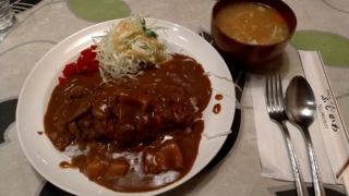 カツカレー+豚汁、ふじかわ