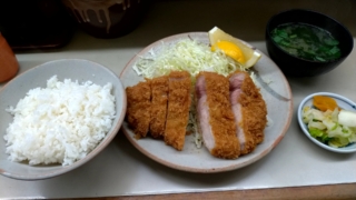 特上ロースかつ定食、とんかつ繁