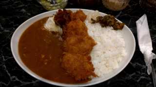 カツカレー、カイラス