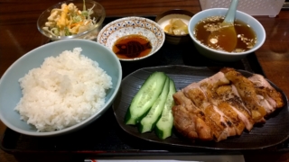 鶏モモ焼き定食、辰巳家