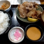 唐揚げ定食、かのや