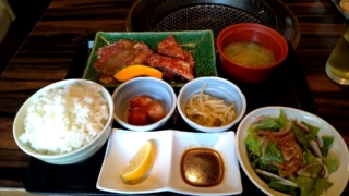 切り落とし焼肉定食、土古里