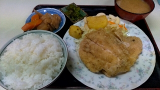 チキンカツ定食、だるまや