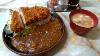 とんかつカレー+豚汁、まるやま