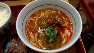 麻辣カレー担々うどん、なか卯