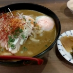 カレーうどん、白金製麺所