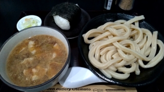 肉汁うどん+肉増し+梅おにぎり、うどん屋和