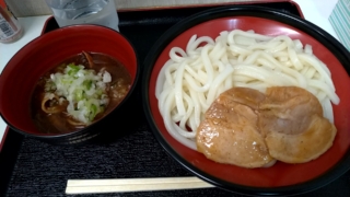 肉汁うどん+ネギ+焼豚、肉汁饂飩誠