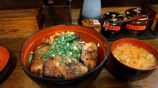 幸丼ロース、幸丼