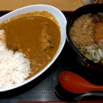 よもだカレー+たぬきそば+メンチカツ、よもだそば